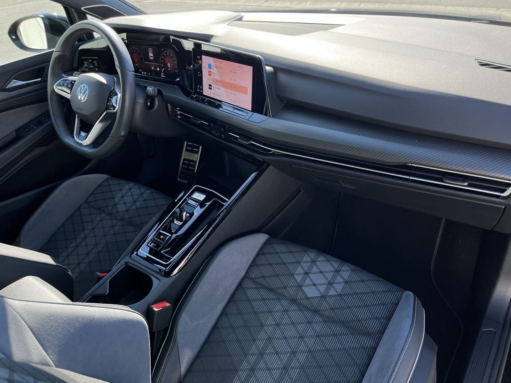 Volkswagen Golf 1.5 TSI DSG R-Line 14