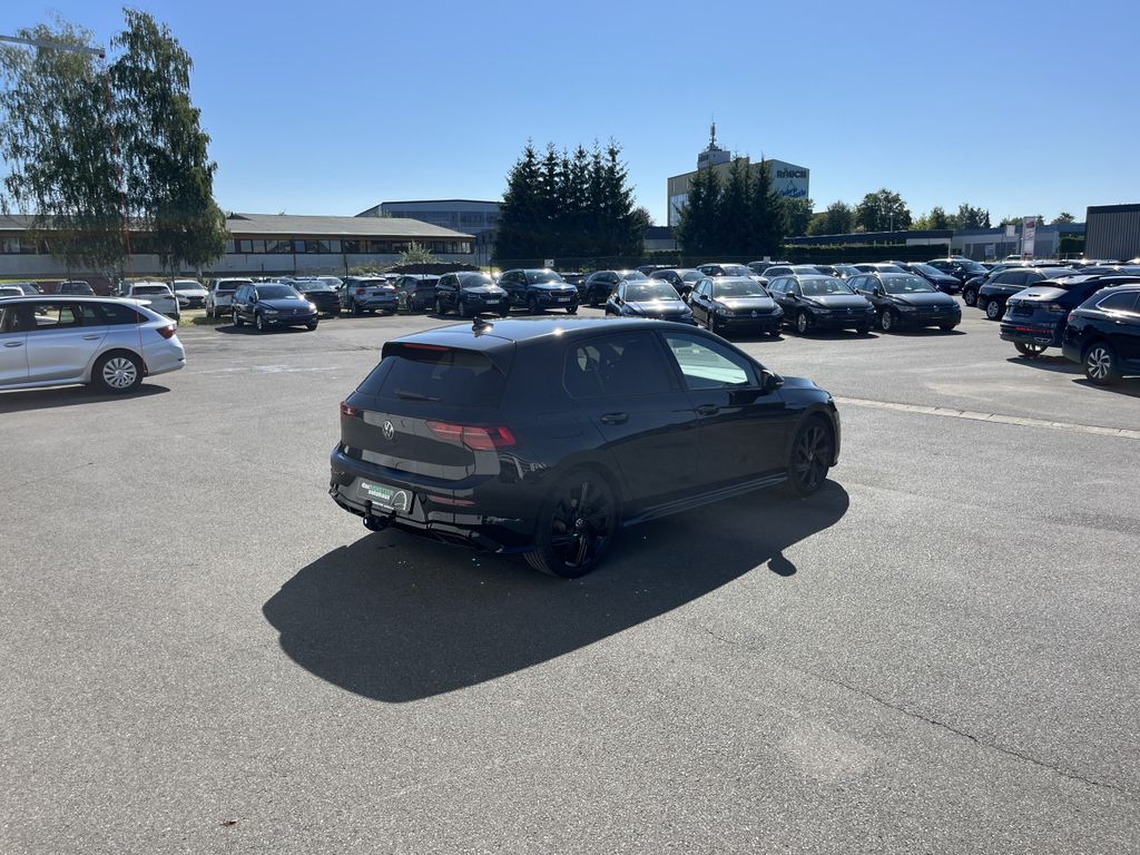 Volkswagen Golf 1.5 TSI DSG R-Line 8