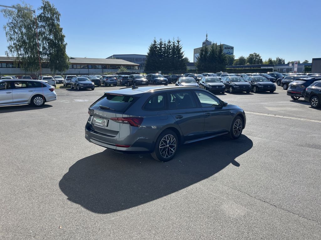 Skoda Octavia Combi 1.5 TSI Clever Blackline 8