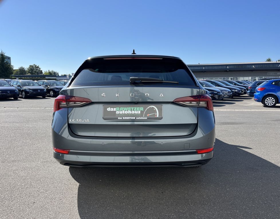 Skoda Octavia Combi 1.5 TSI Clever Blackline 9