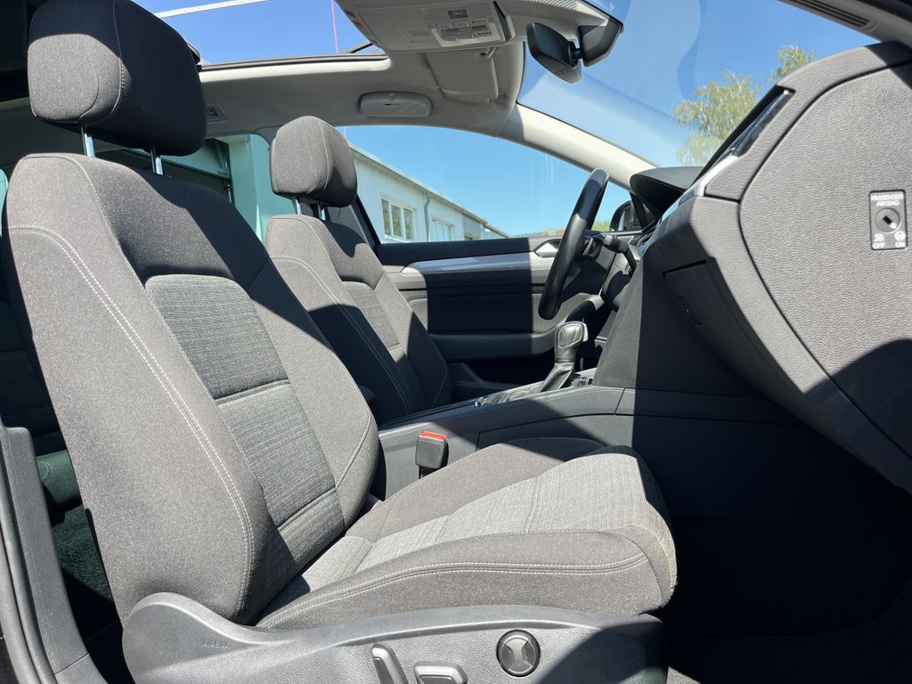 Volkswagen Passat Variant 2.0 TDI DSG Business 12