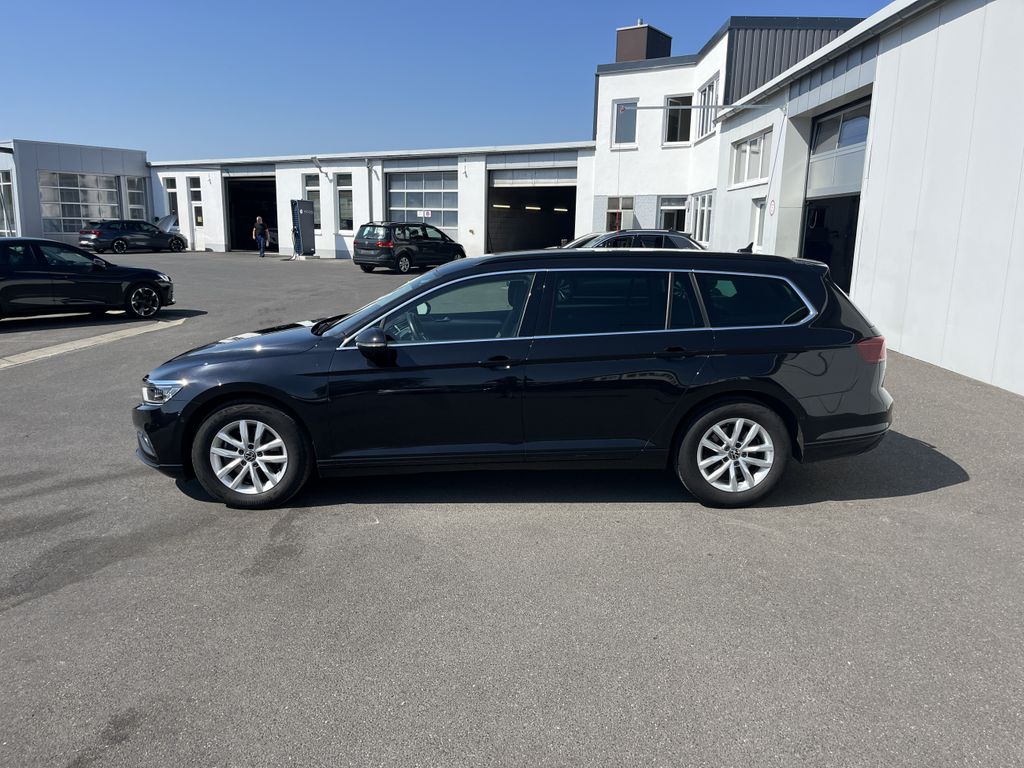 Volkswagen Passat Variant 2.0 TDI DSG Business 3