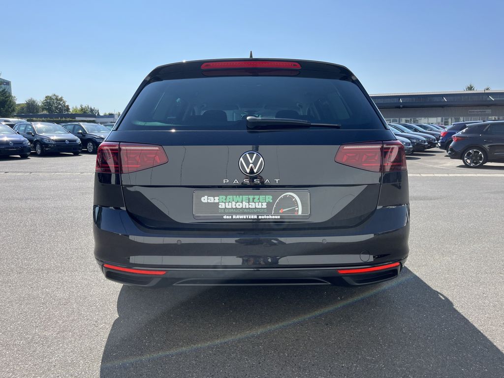 Volkswagen Passat Variant 2.0 TDI DSG Business 9