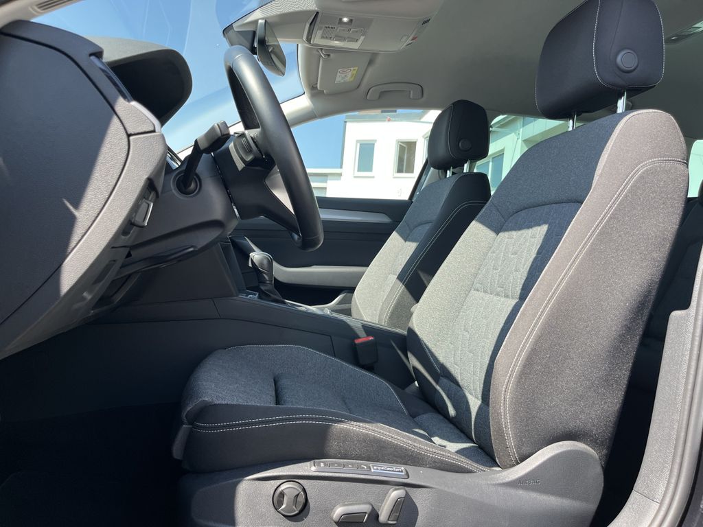 Volkswagen Passat Variant 2.0 TDI DSG Business 13