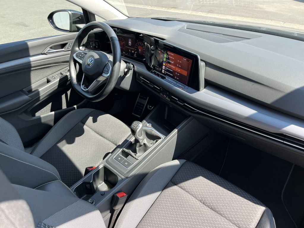 Volkswagen Golf 1.5 TSI Life ACTIVE 13