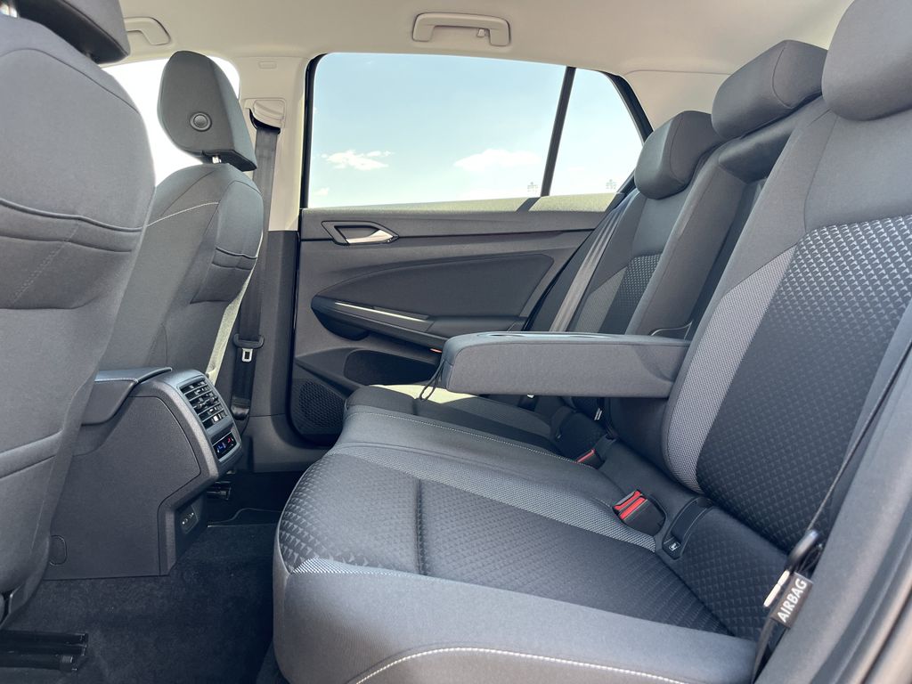 Volkswagen Golf 1.5 TSI Life ACTIVE 16