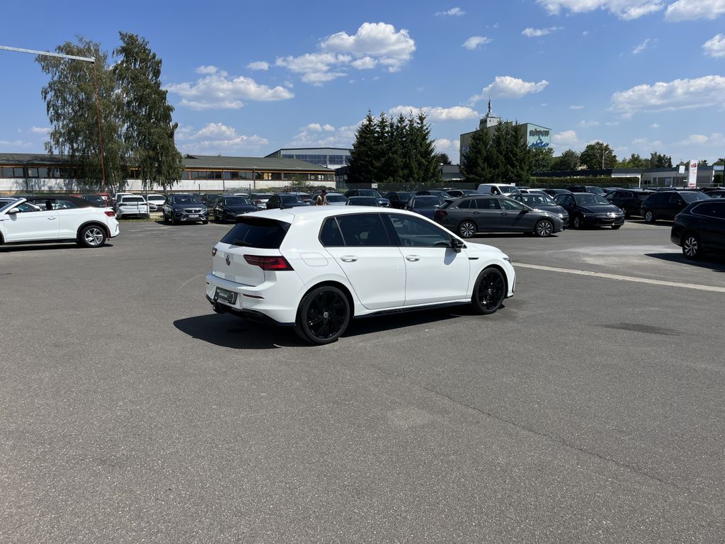 Volkswagen Golf 1.5 TSI DSG R-Line 8
