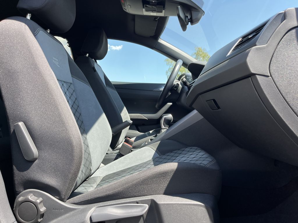 Volkswagen Taigo 1.5 TSI DSG R-Line 15