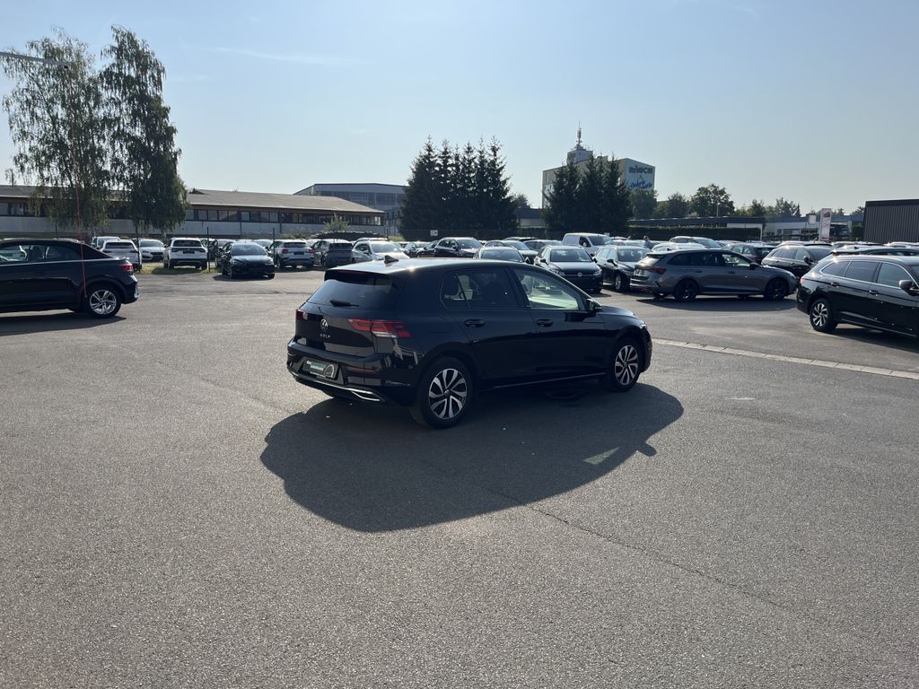 Volkswagen Golf 1.5 TSI Life ACTIVE 8