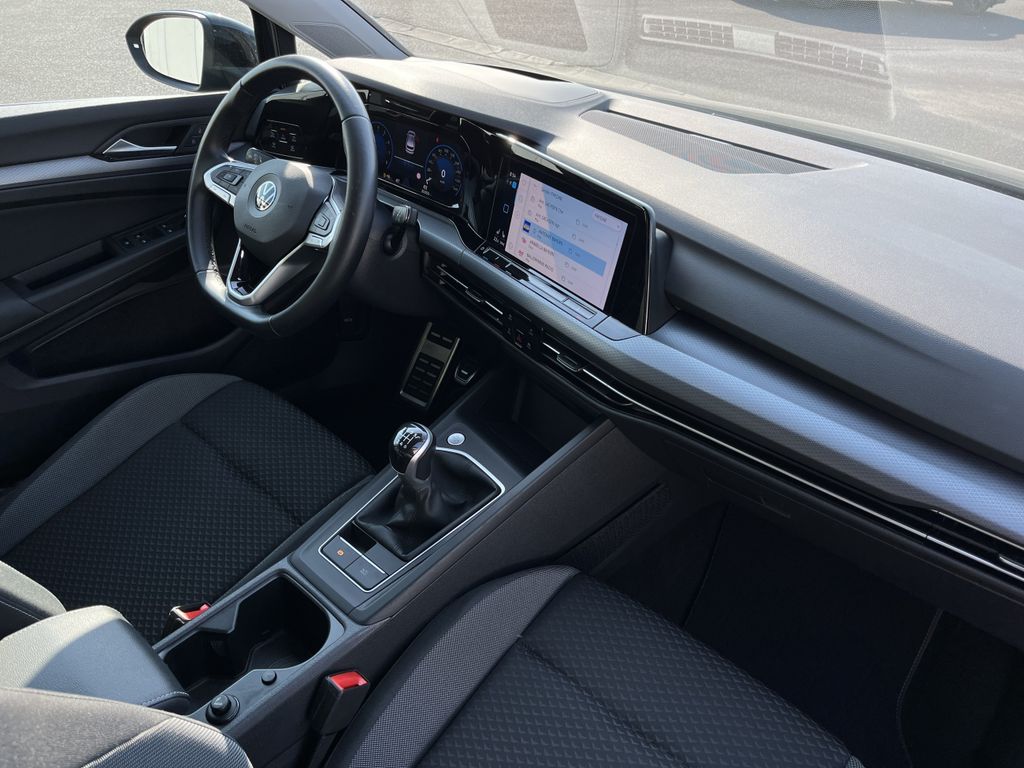 Volkswagen Golf 1.5 TSI Life ACTIVE 14