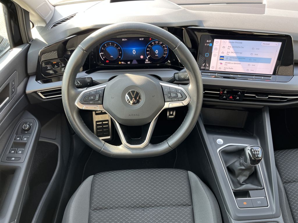 Volkswagen Golf 1.5 TSI Life ACTIVE 16