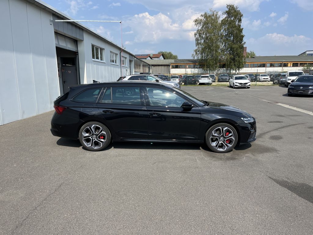 Skoda Octavia Combi 2.0 TSI DSG RS 6