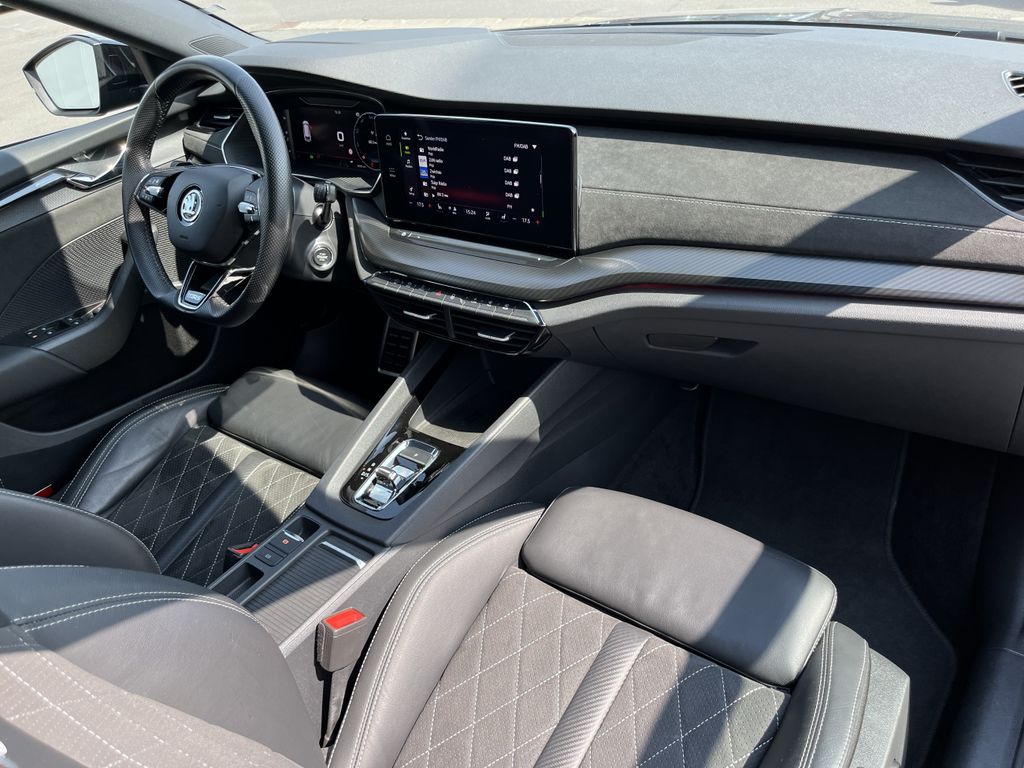 Skoda Octavia Combi 2.0 TSI DSG RS 14