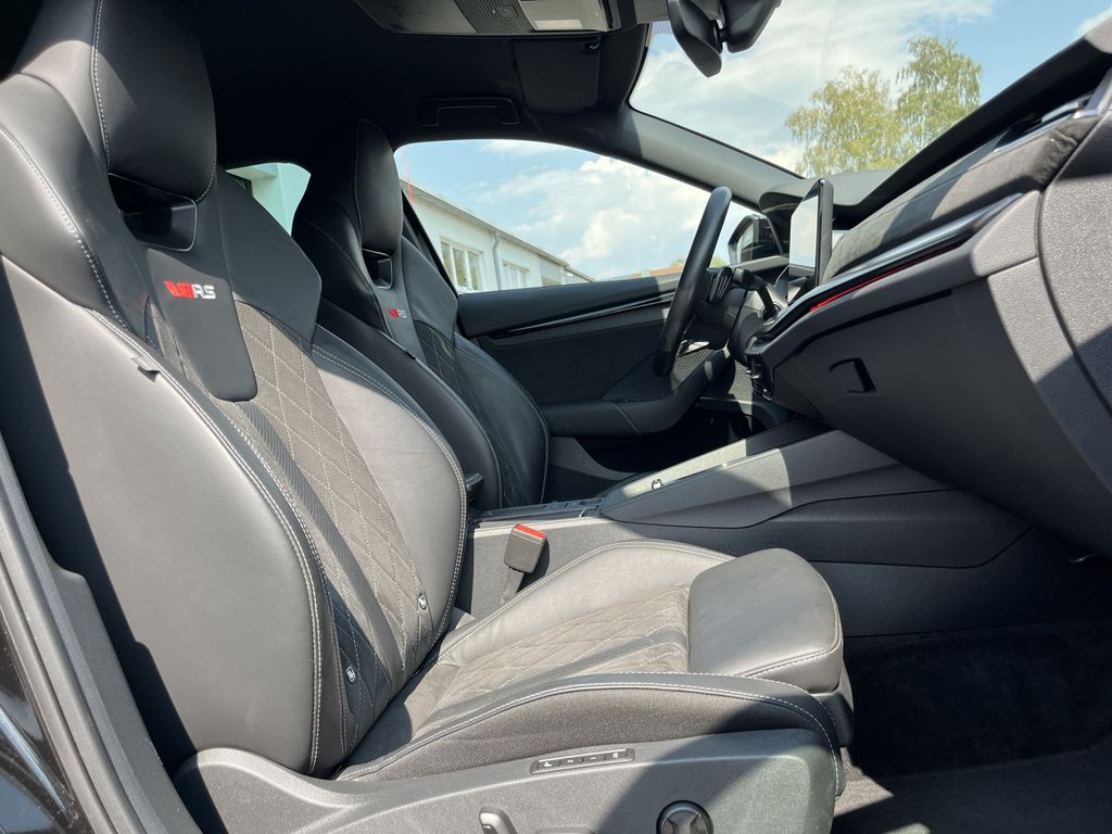 Skoda Octavia Combi 2.0 TSI DSG RS 15