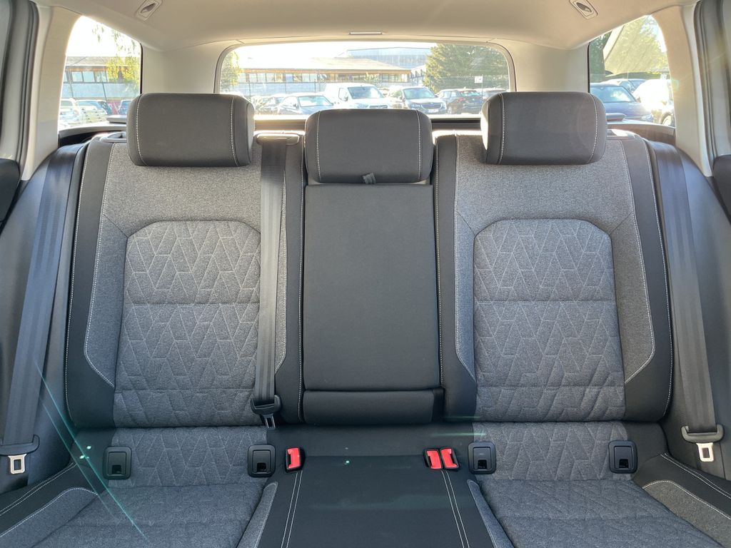 Volkswagen Passat Variant 2.0 TDI DSG Business 18
