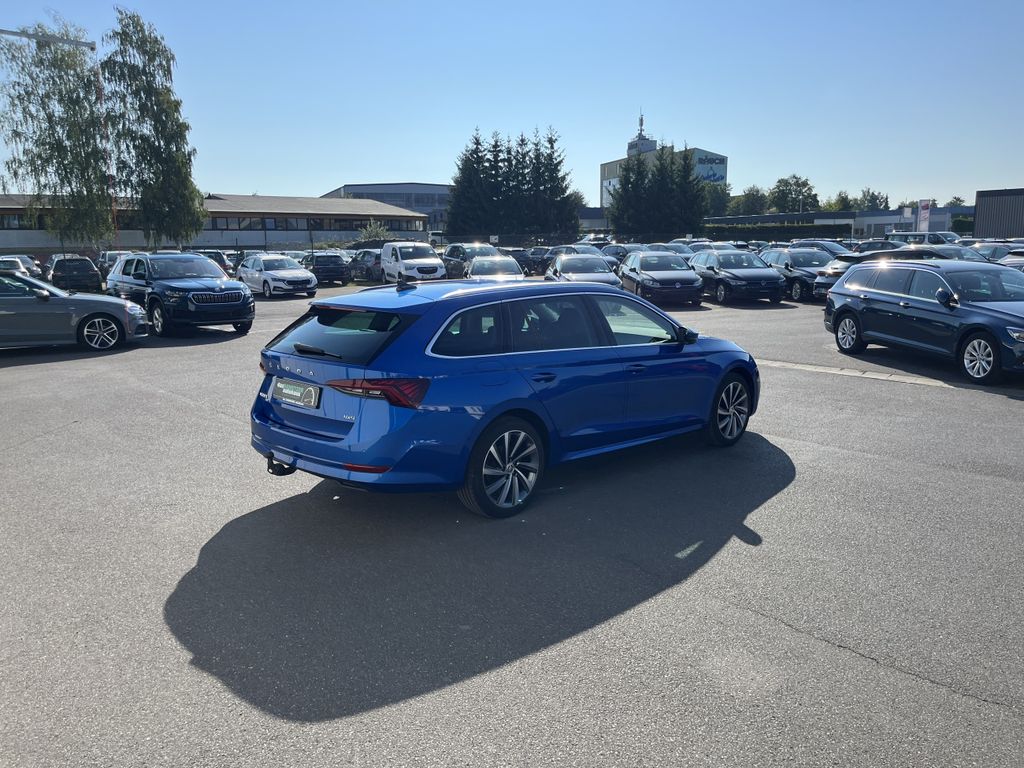 Skoda Octavia Combi 2.0 TDI DSG 4x4 Style 8