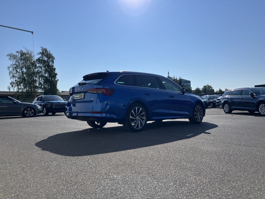 Skoda Octavia Combi 2.0 TDI DSG 4x4 Style 7