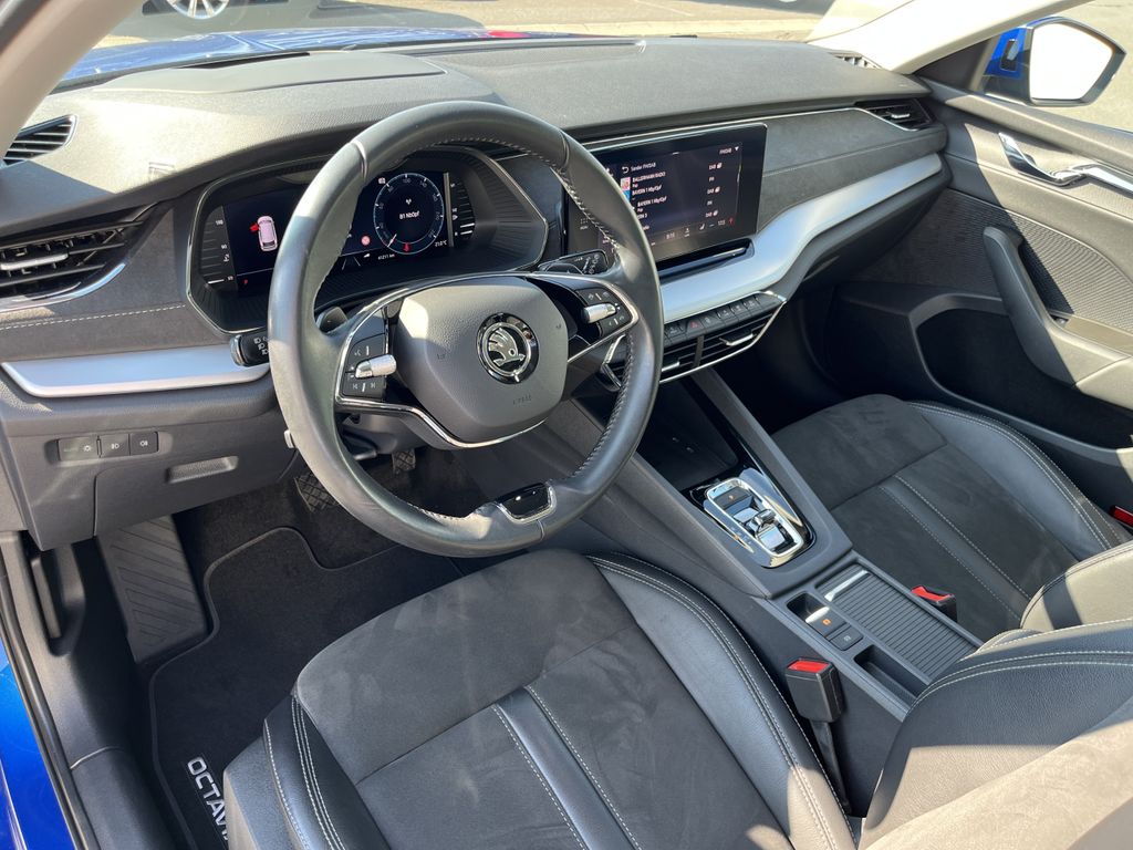 Skoda Octavia Combi 2.0 TDI DSG 4x4 Style 12