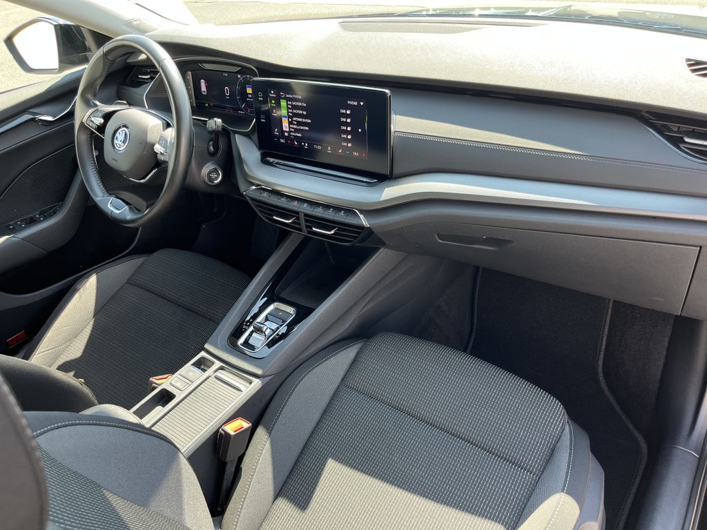 Skoda Octavia Combi 2.0 TDI DSG Ambition 14
