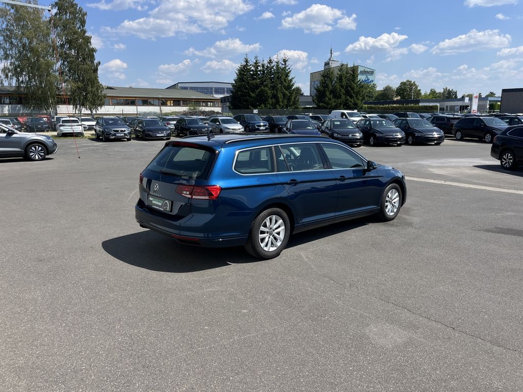 Volkswagen Passat Variant 2.0 TDI DSG Business 8