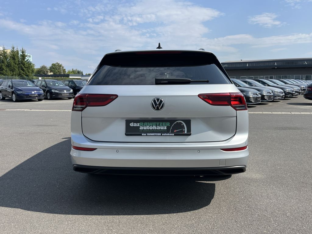 Volkswagen Golf Variant 2.0 TDI DSG Life 9