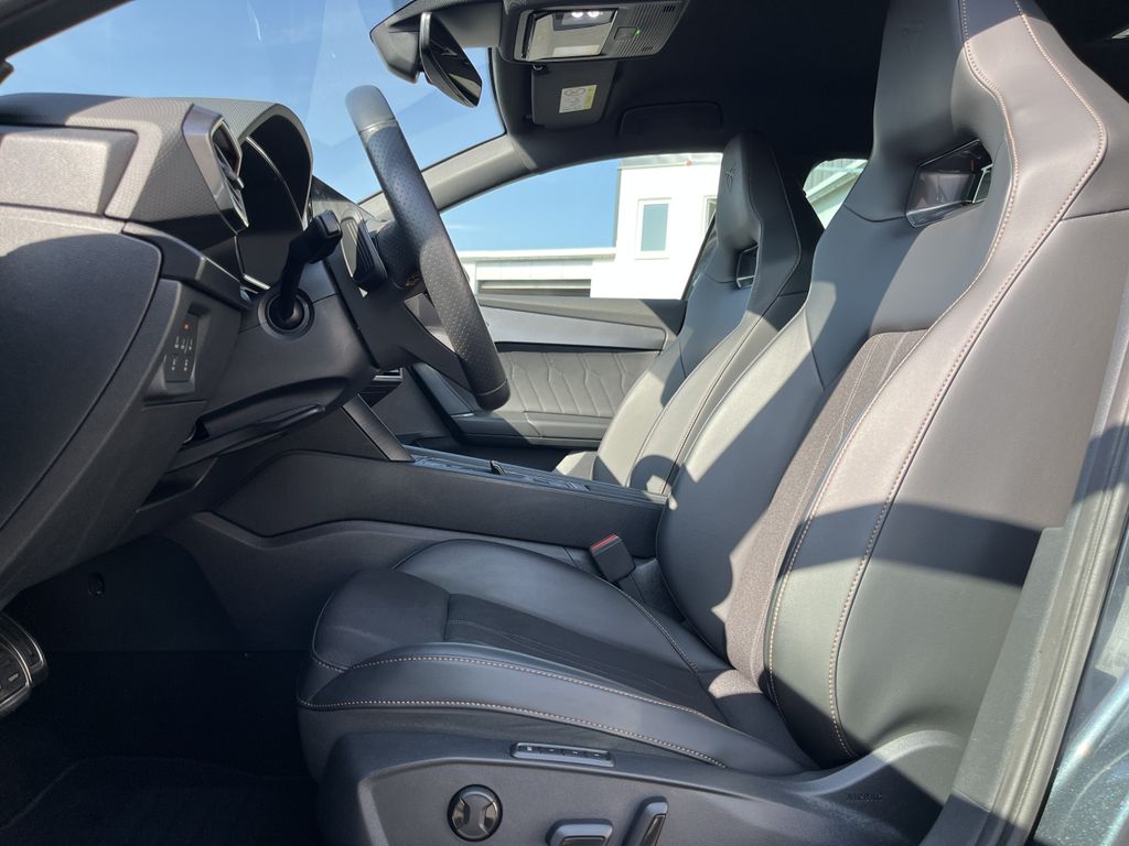Cupra Leon SP 2.0 TSI DSG VZ 13
