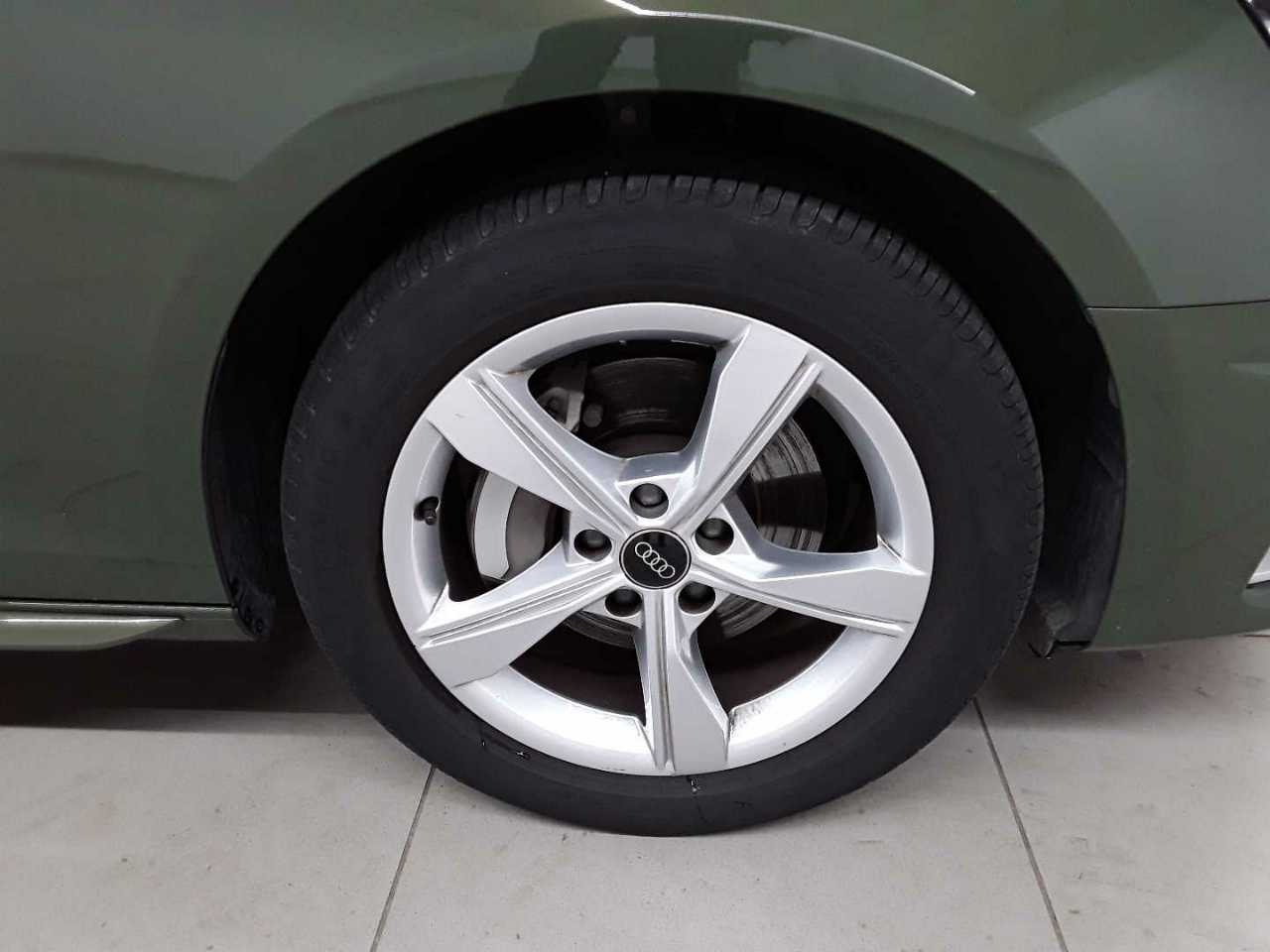 Audi A4 Avant 40 TDI S tronic advanced 16