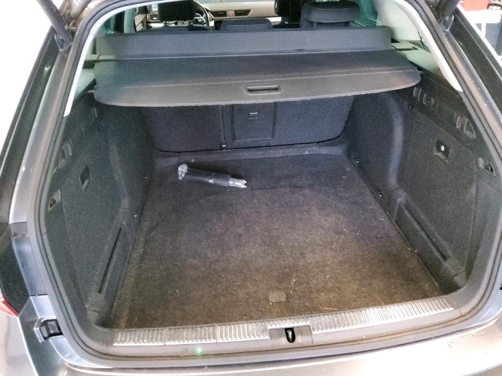 Skoda Superb 2.0 2023 7
