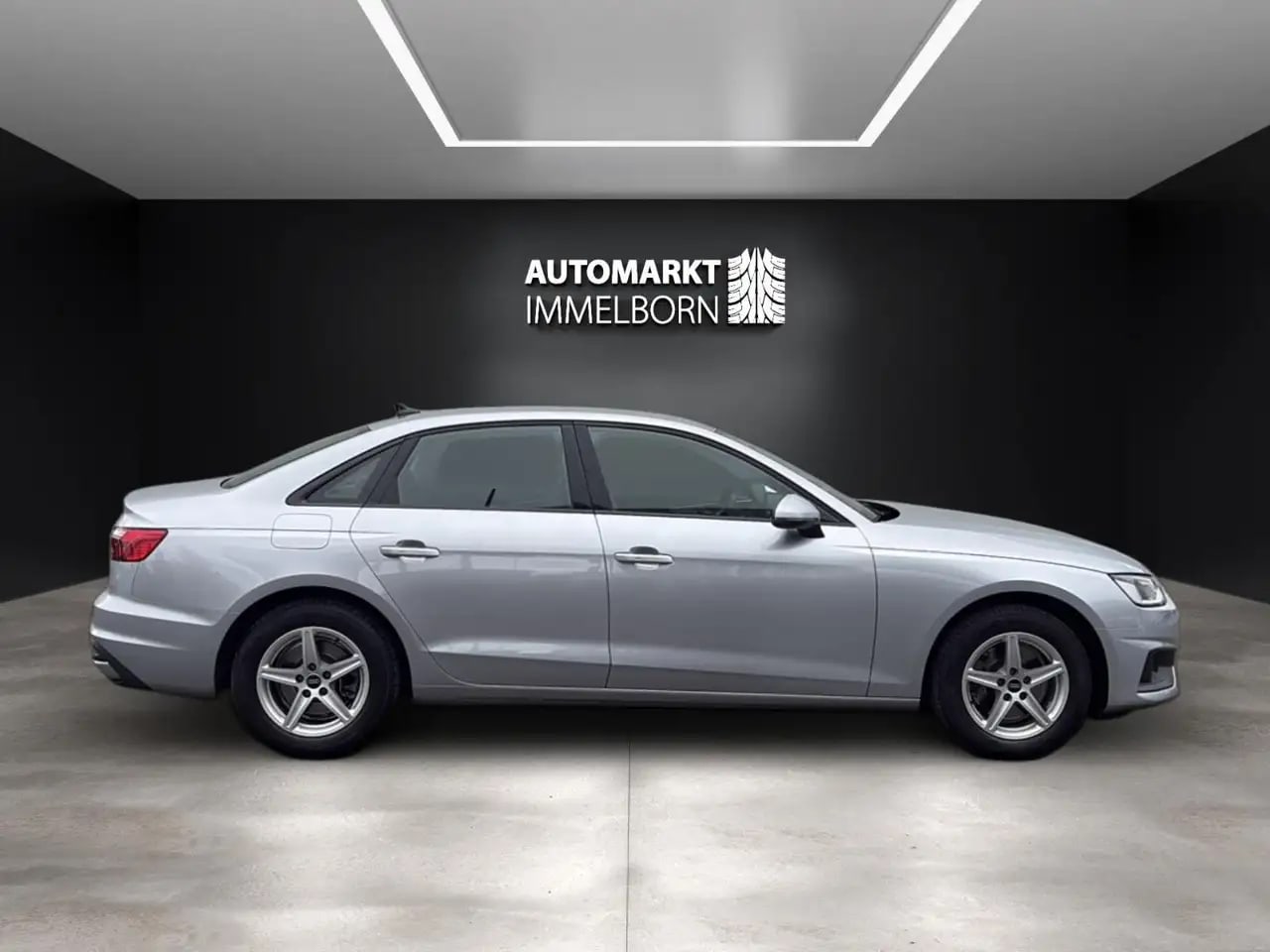 Audi A4 Lim. 30 TDI LED*NaviTouch*DAB*PDC*ACC*1Hand 11