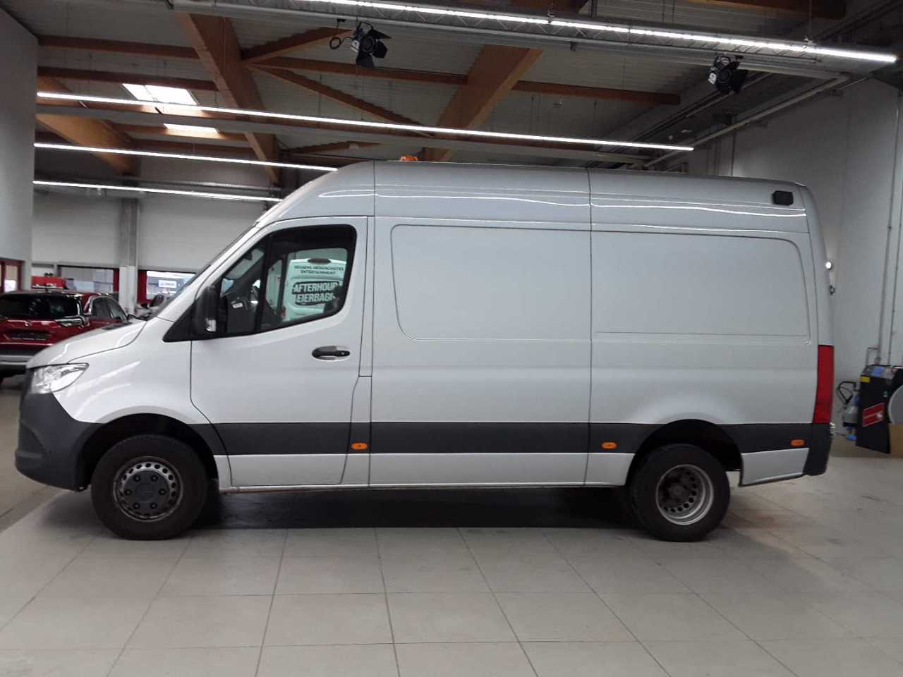 Mercedes-Benz 516 CDI Sprinter Standard HA 6
