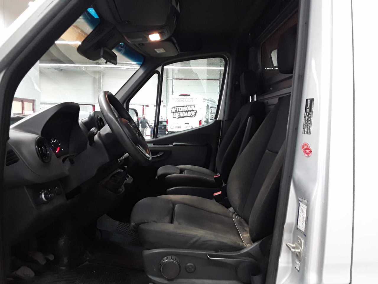 Mercedes-Benz 516 CDI Sprinter Standard HA 13