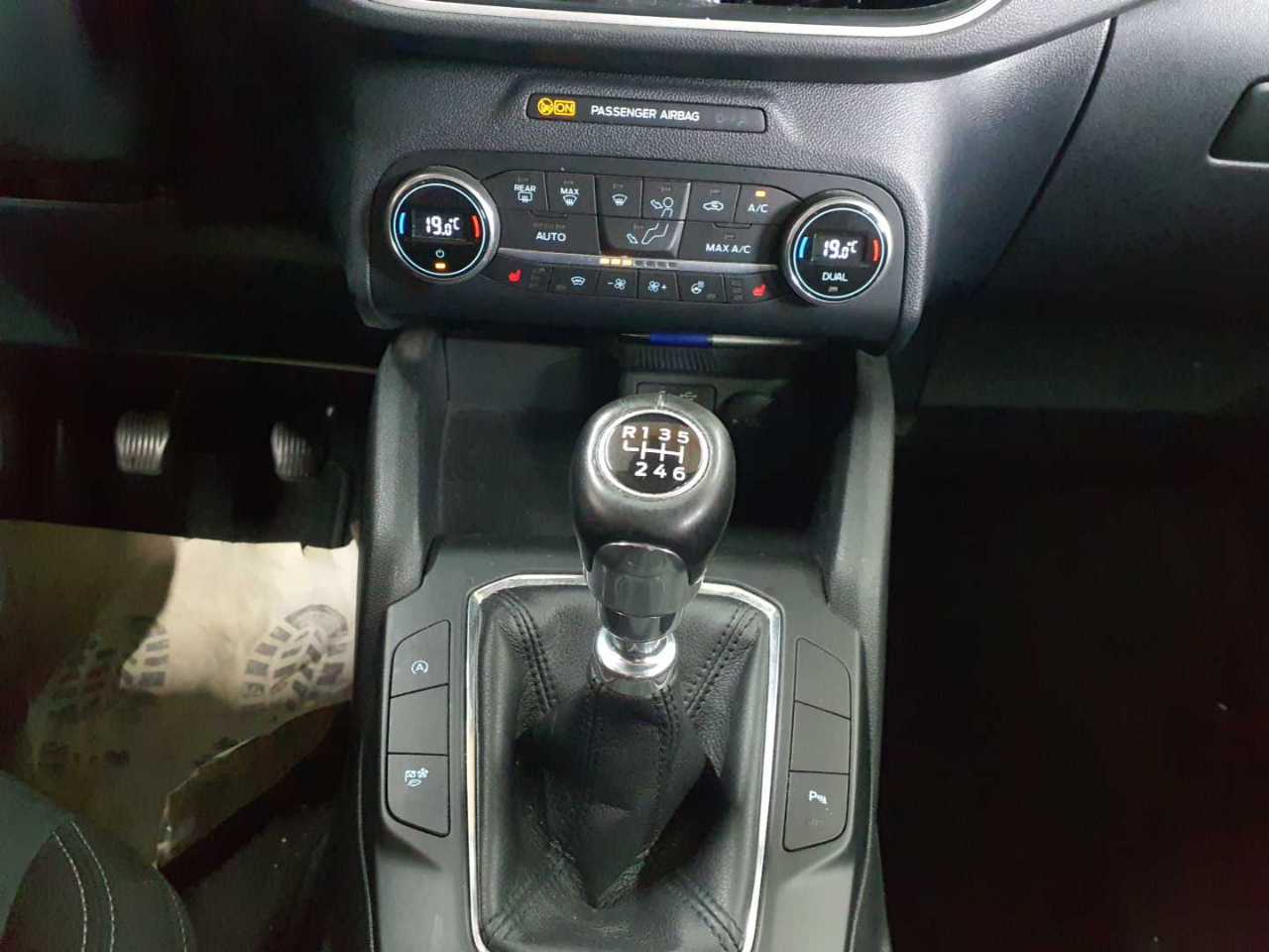 Ford Kuga 1.5 EcoBlue COOL&CONNECT 10