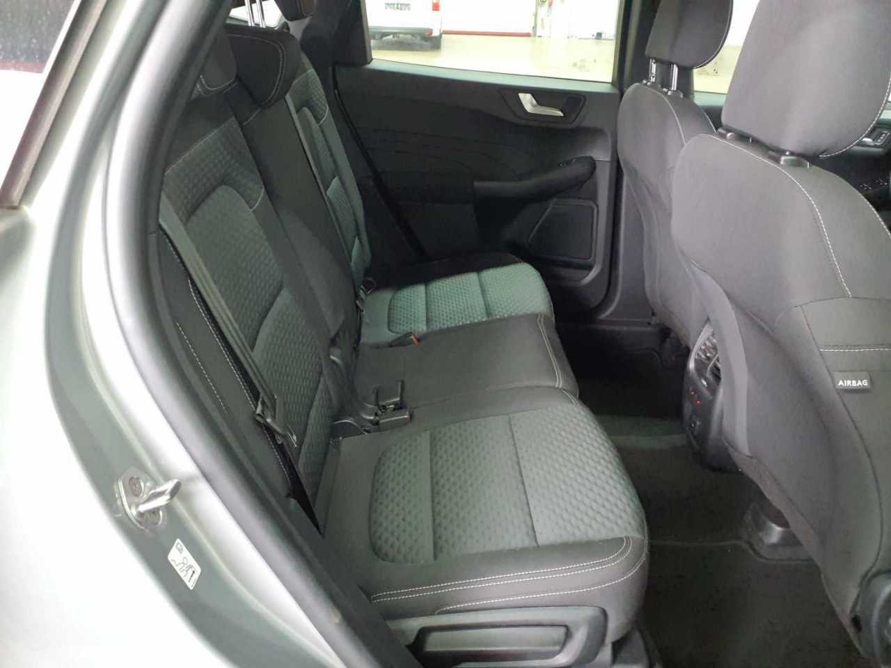 Ford Kuga 1.5 EcoBlue COOL&CONNECT 13