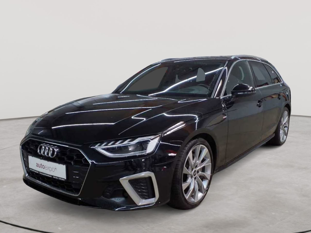 Audi A4 Avant 40 TFSI quattro S tronic S line 2