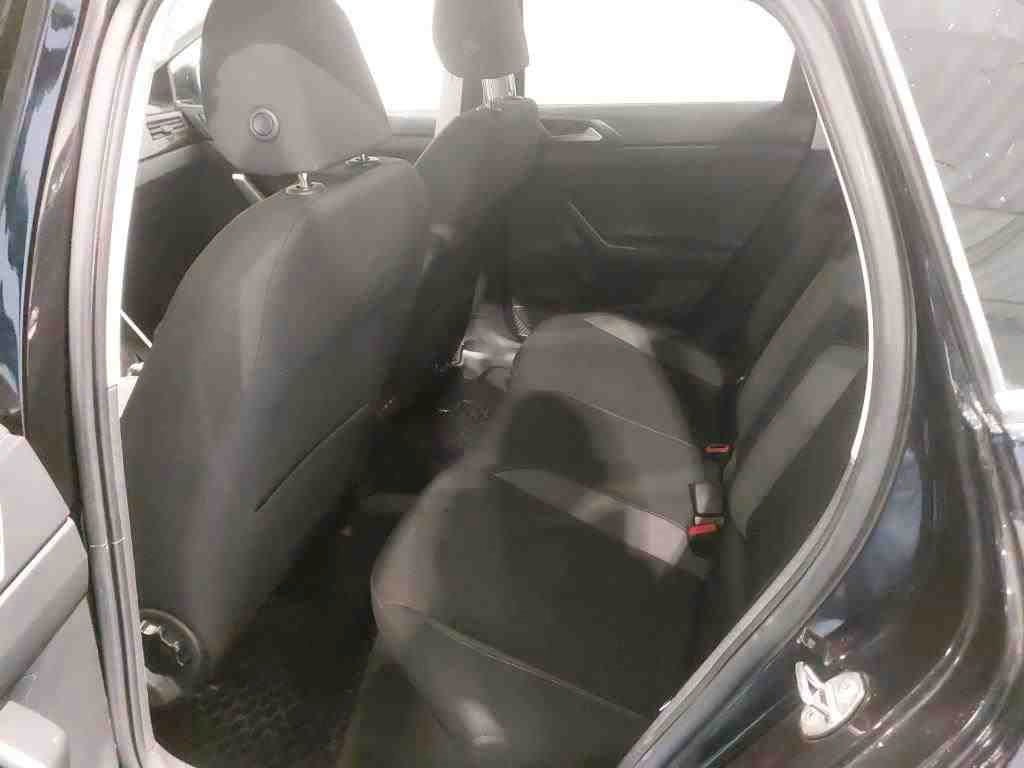 Volkswagen Polo 1.0 2023 6