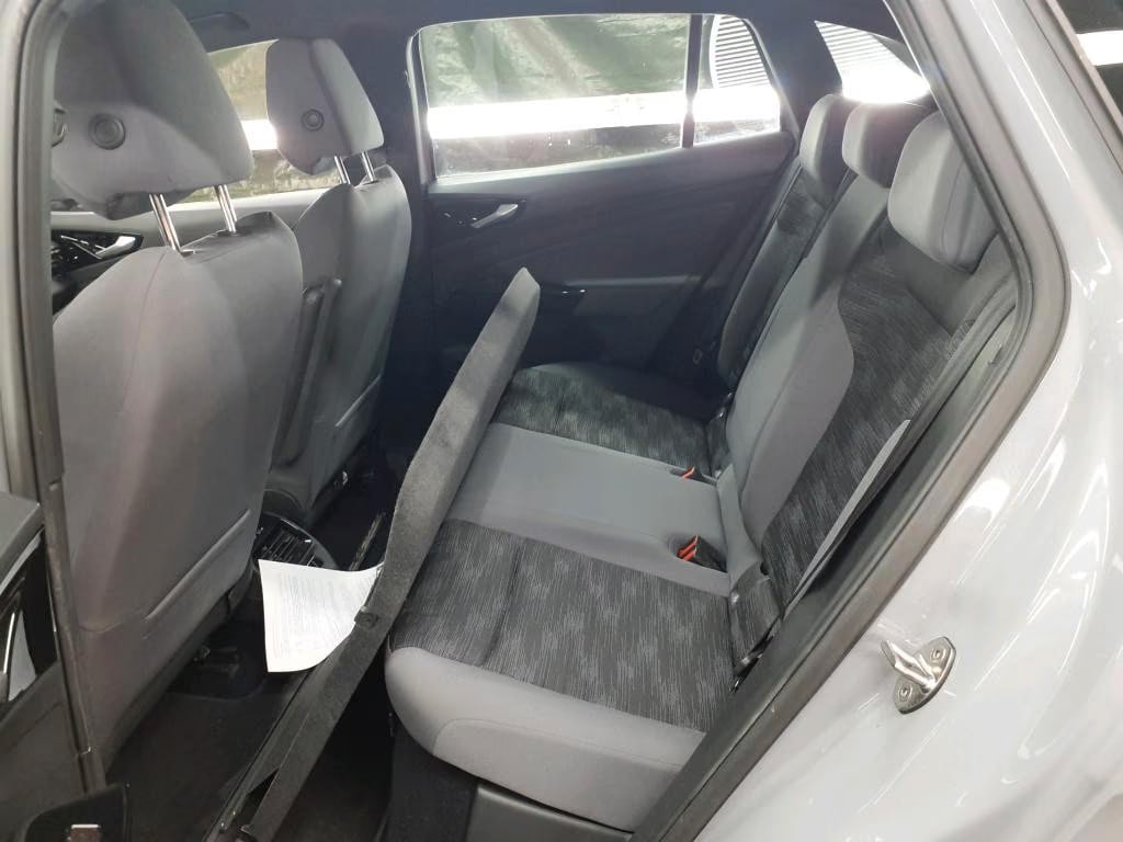 Volkswagen ID.4 2023 6