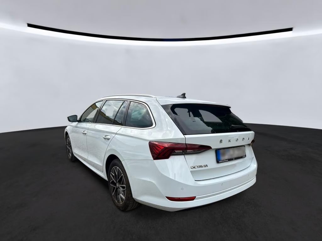 Skoda Octavia 2.0 2023 3