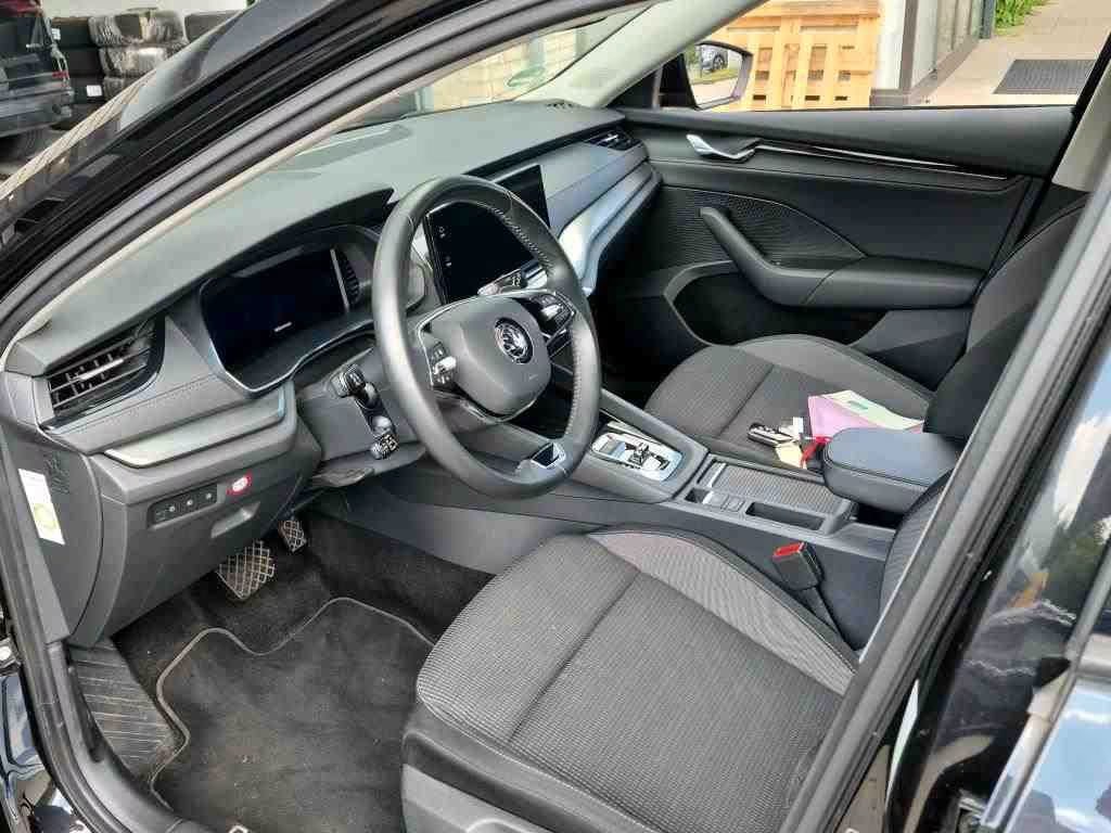 Skoda Octavia 2.0 2021 5