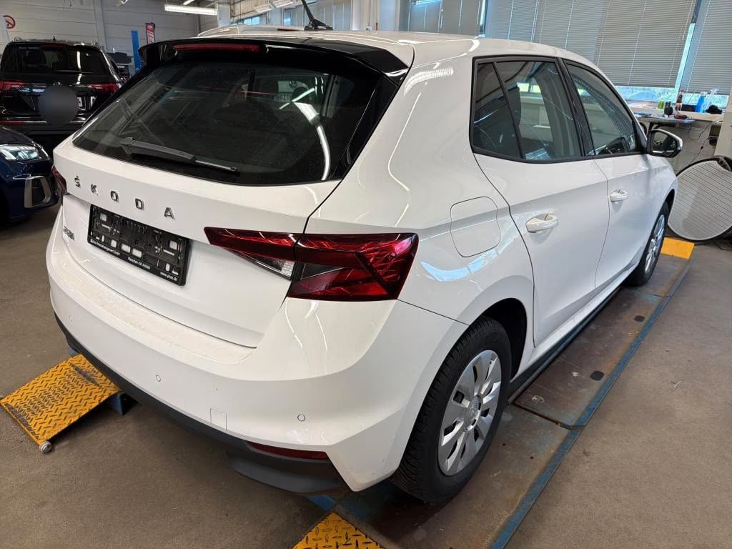 Skoda Fabia 1.0 2023 4