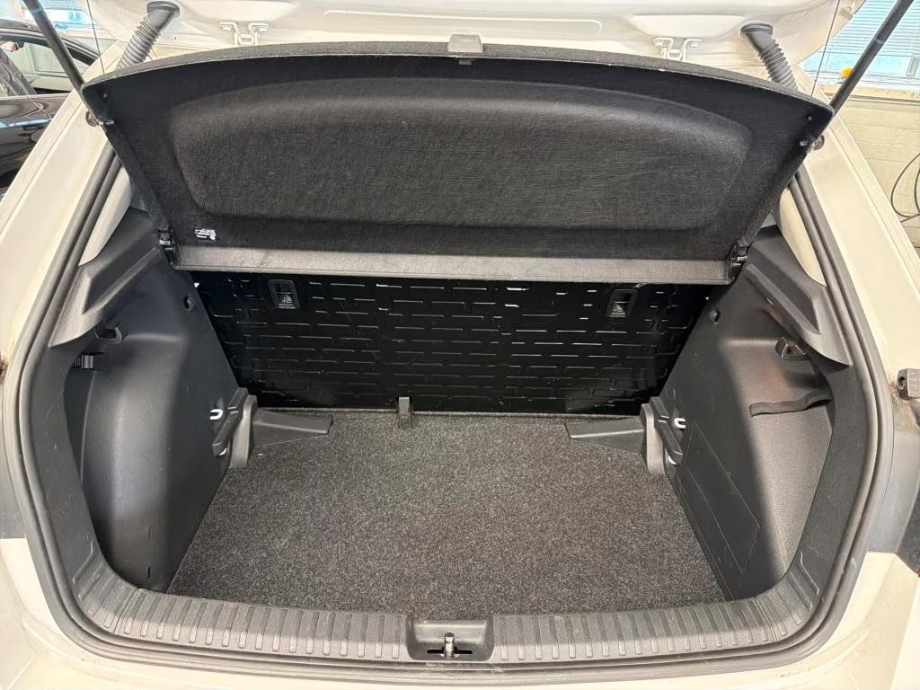 Skoda Fabia 1.0 2023 7