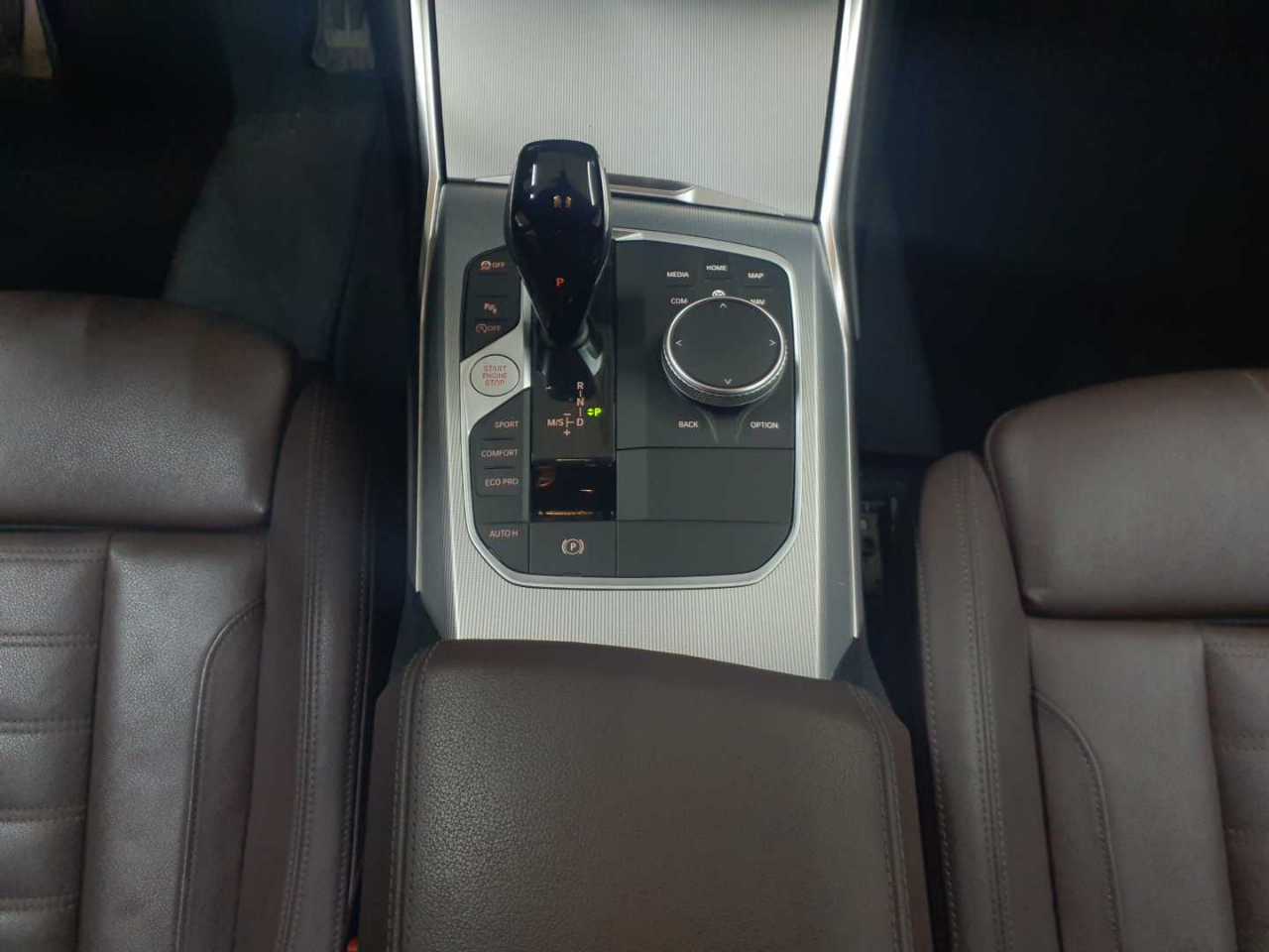 Bmw 318i Touring Aut. M Sport 7