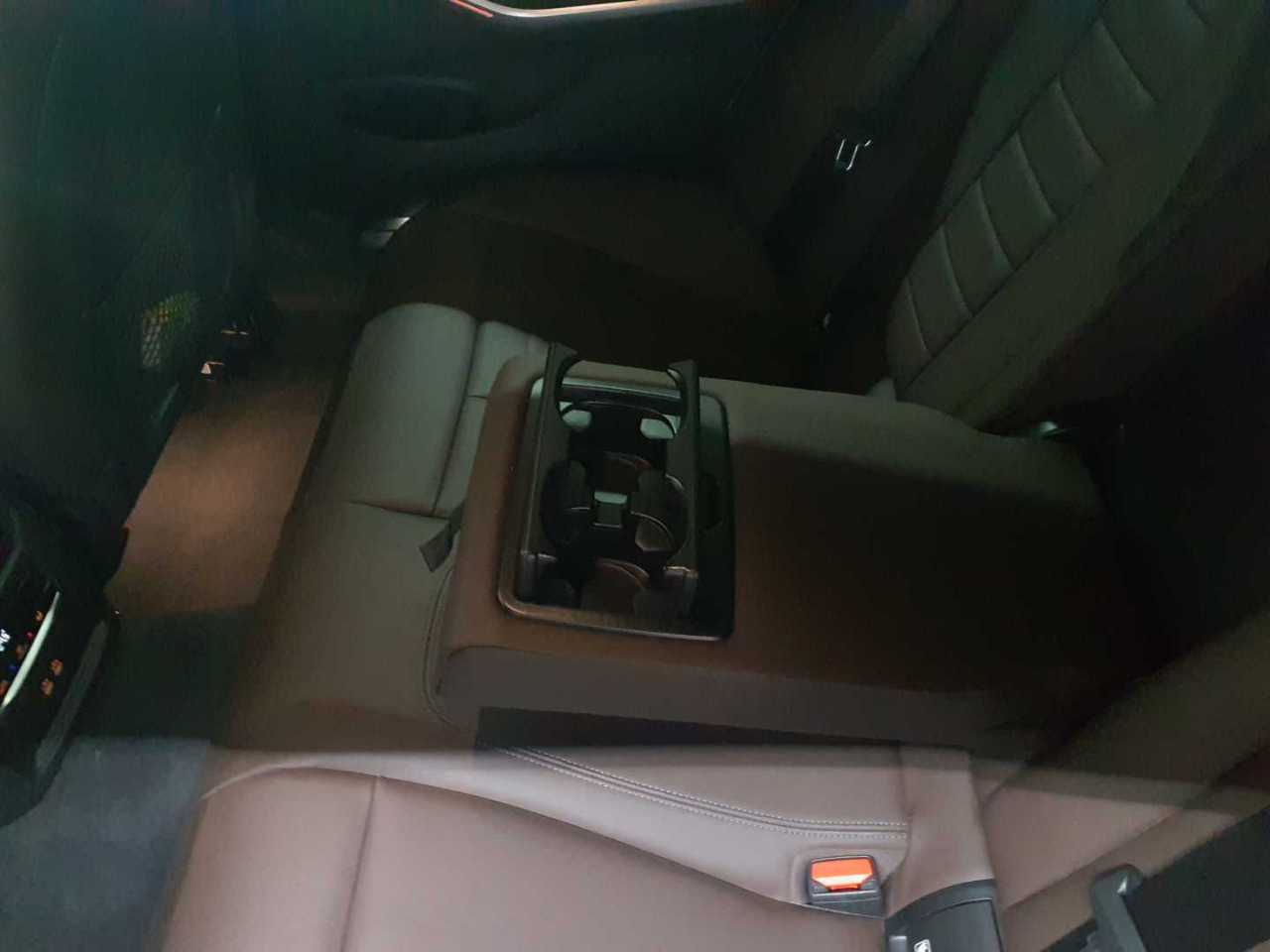 Bmw 318i Touring Aut. M Sport 10