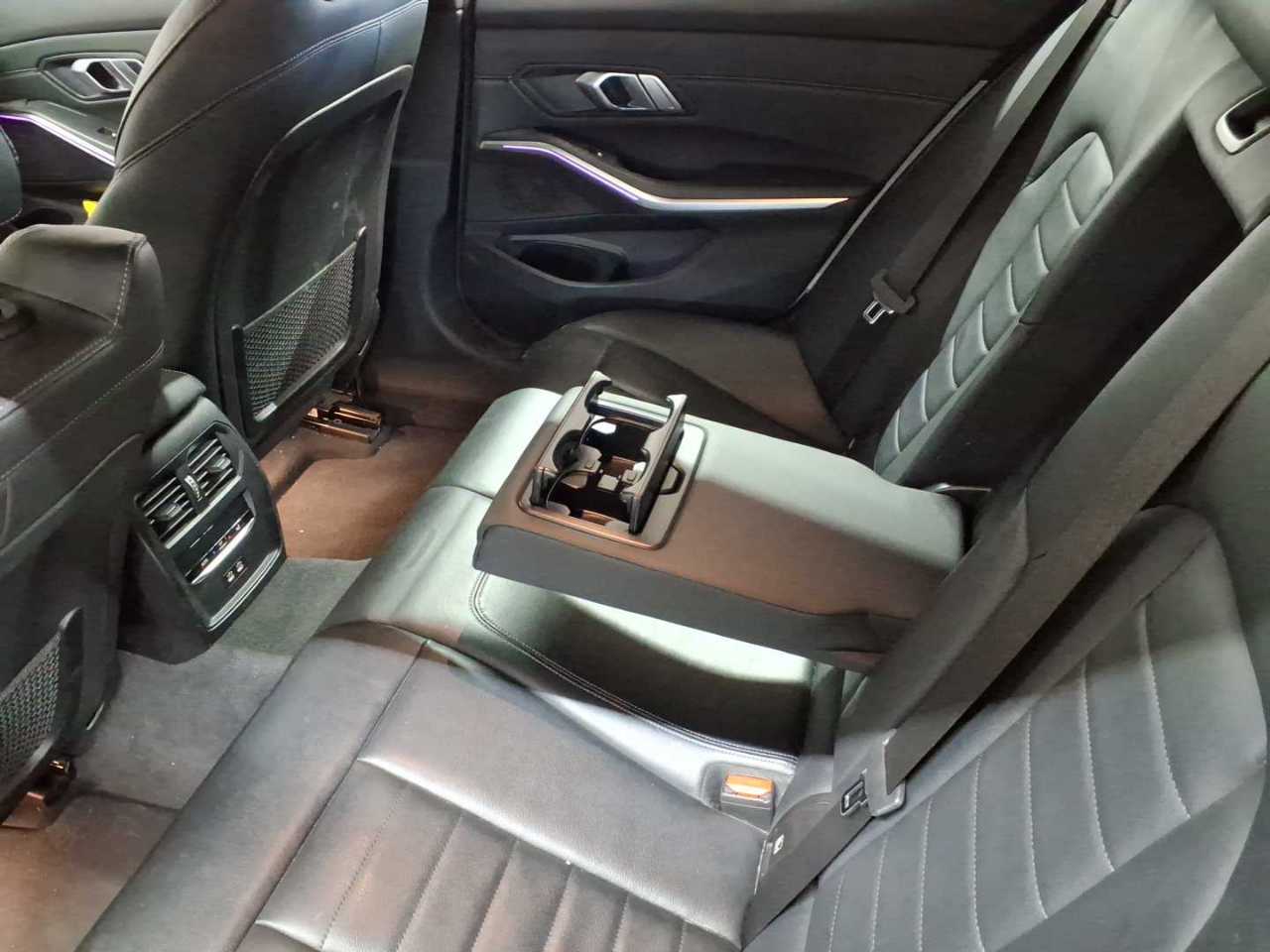 Bmw 330e Touring xDrive Aut. M Sport 8