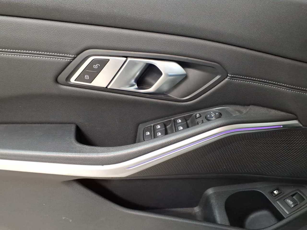 Bmw 330e Touring xDrive Aut. M Sport 4