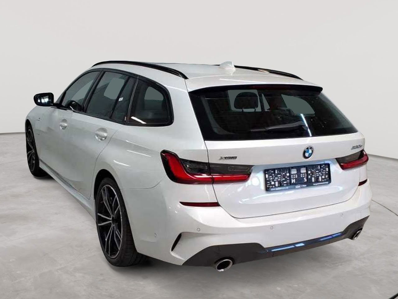 Bmw 330e Touring xDrive Aut. M Sport 2