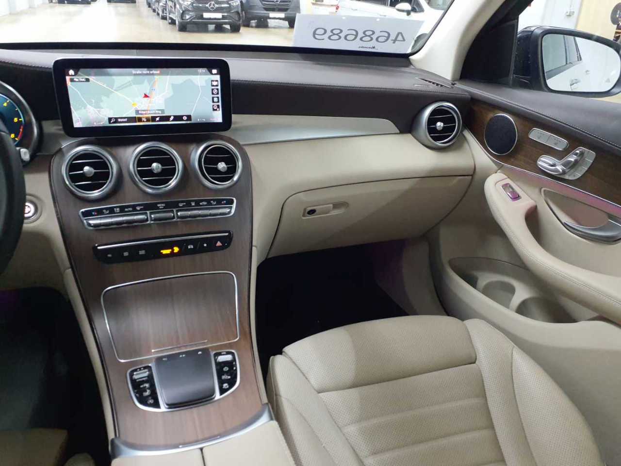 Mercedes-Benz GLC-Coupe 200 d 4Matic 9G-TRONIC Exclusive 6