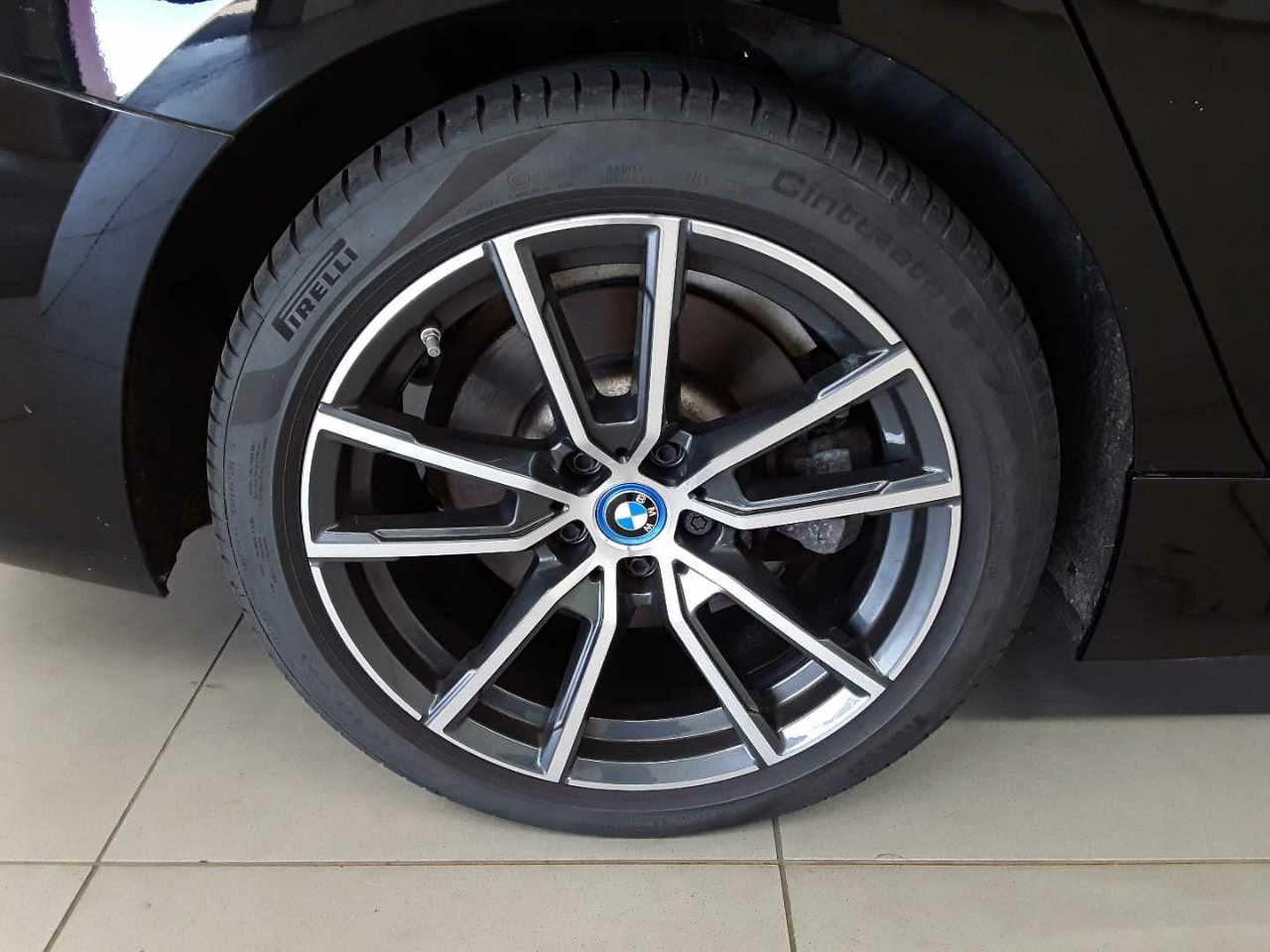 Bmw 330e Touring Aut. Advantage 16