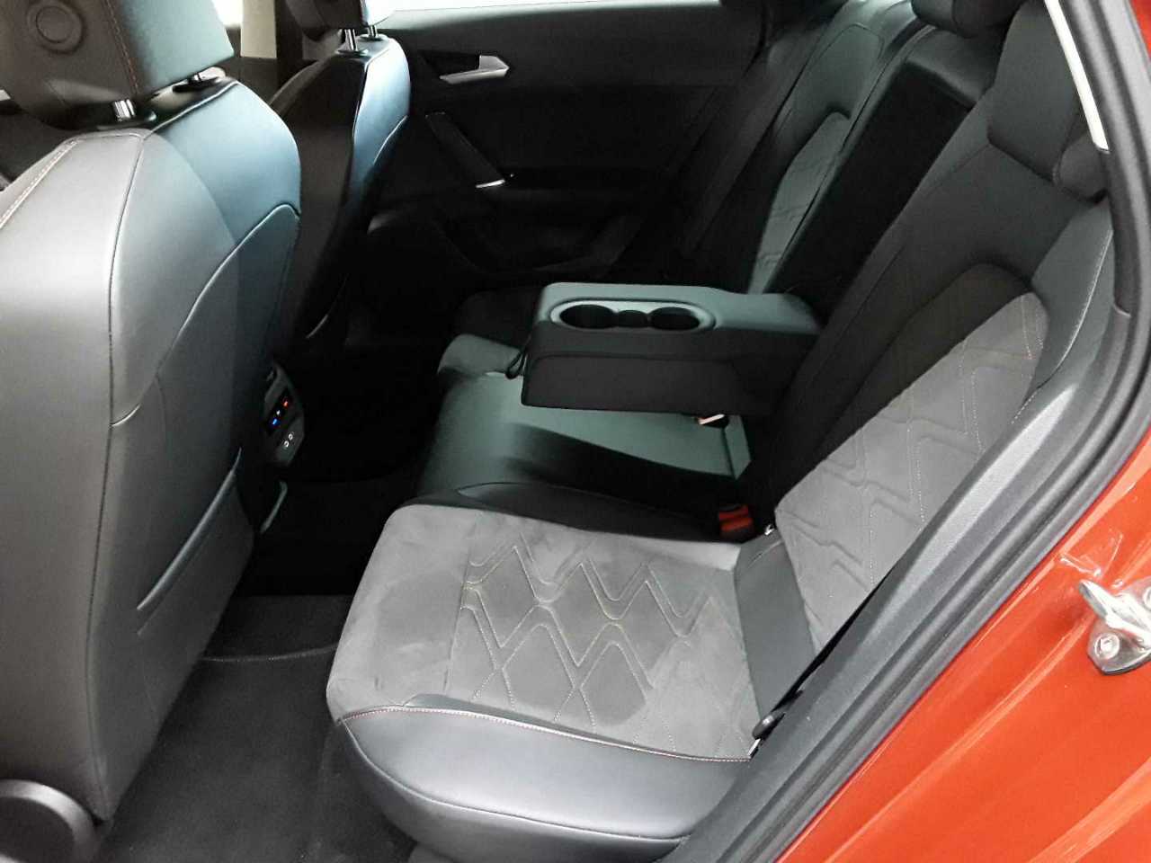 Seat Leon Sportstourer 1.4 e-Hybrid DSG FR 7
