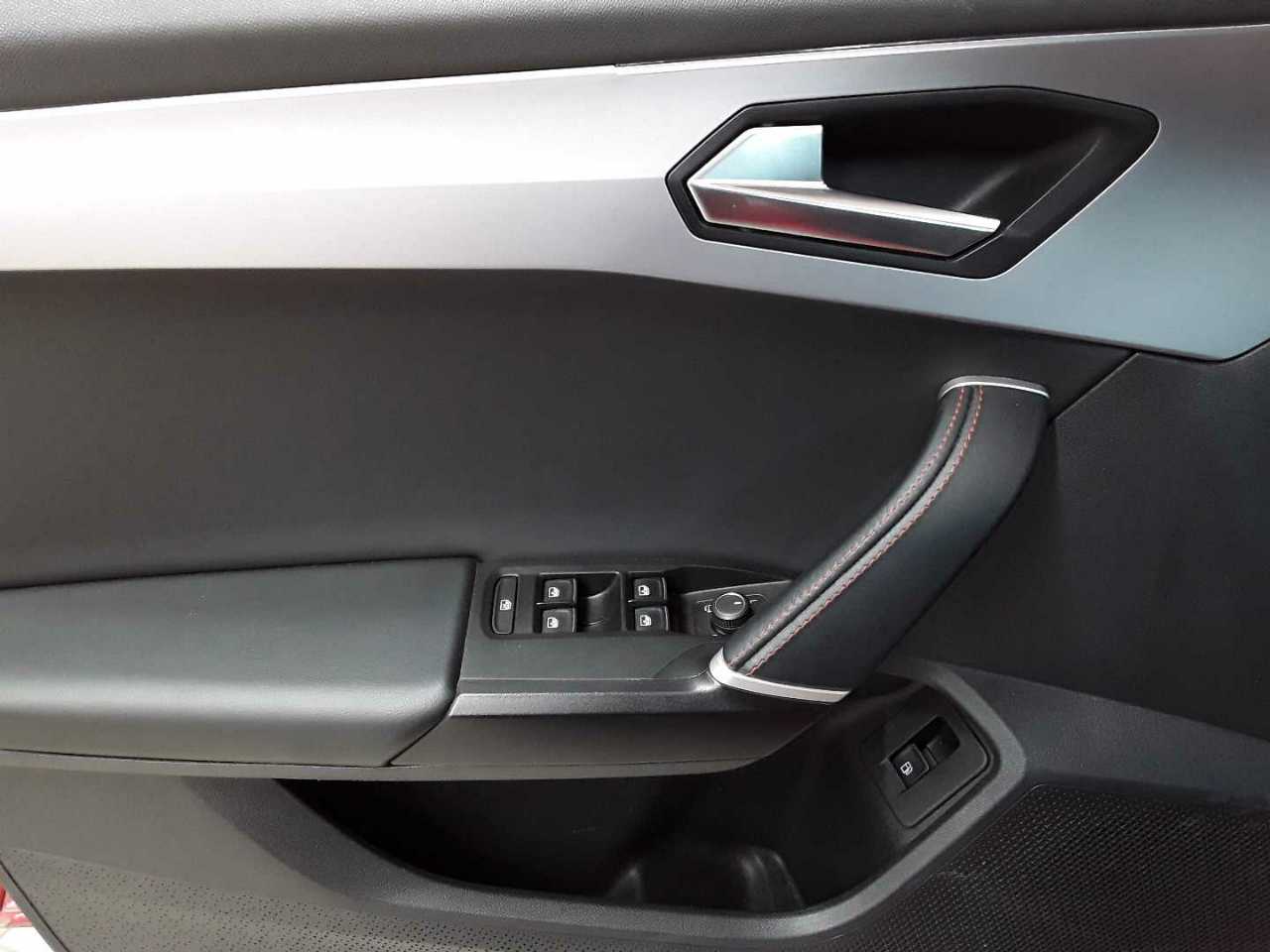 Seat Leon Sportstourer 1.4 e-Hybrid DSG FR 4