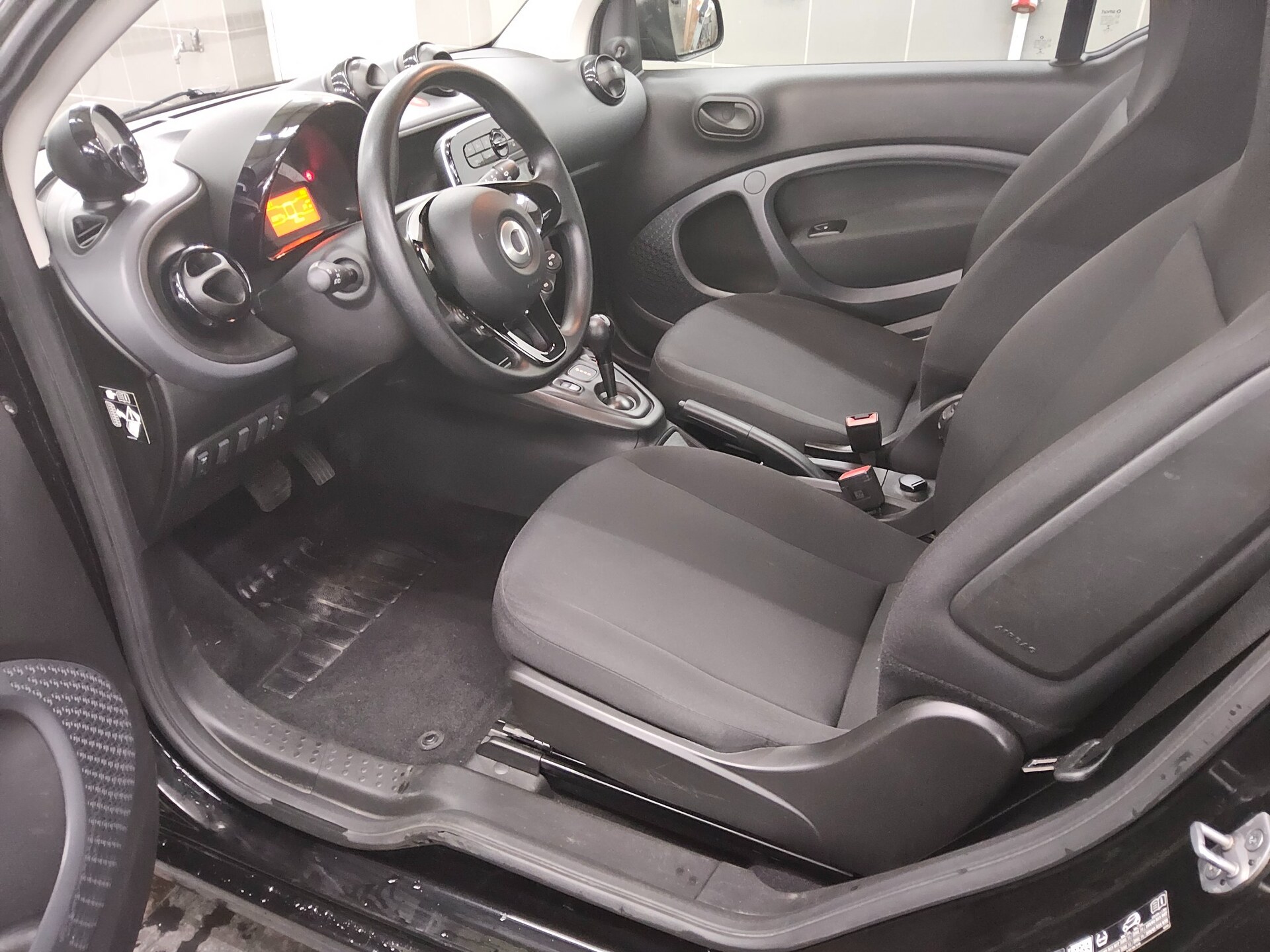 Smart ForTwo EQ BT Klima Tempomat 8